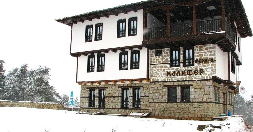 Нощувка за двама в Семеен Хотел Калифер, край Калофер Нощувка за двама в Семеен Хотел Калифер, край Калофер