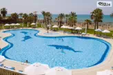 Cesars Resort Side
