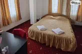 Хотел Макензен-4