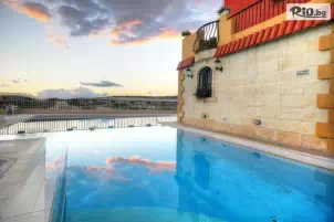 Soreda Hotel