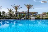 Marinos Beach Hotel