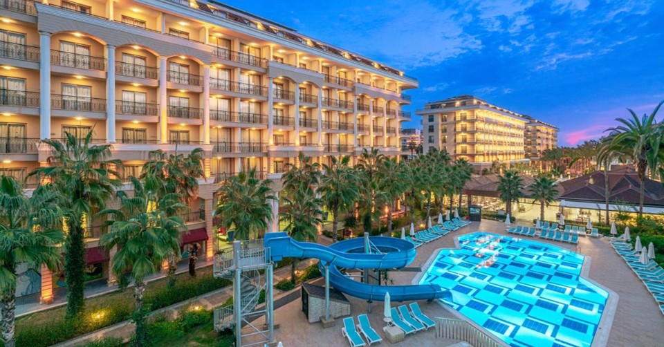 7 Ultra All Inclusive нощувки на човек + 2 басейна и водна пързалка в Club Sun Heaven 5*, Алания, полет от София