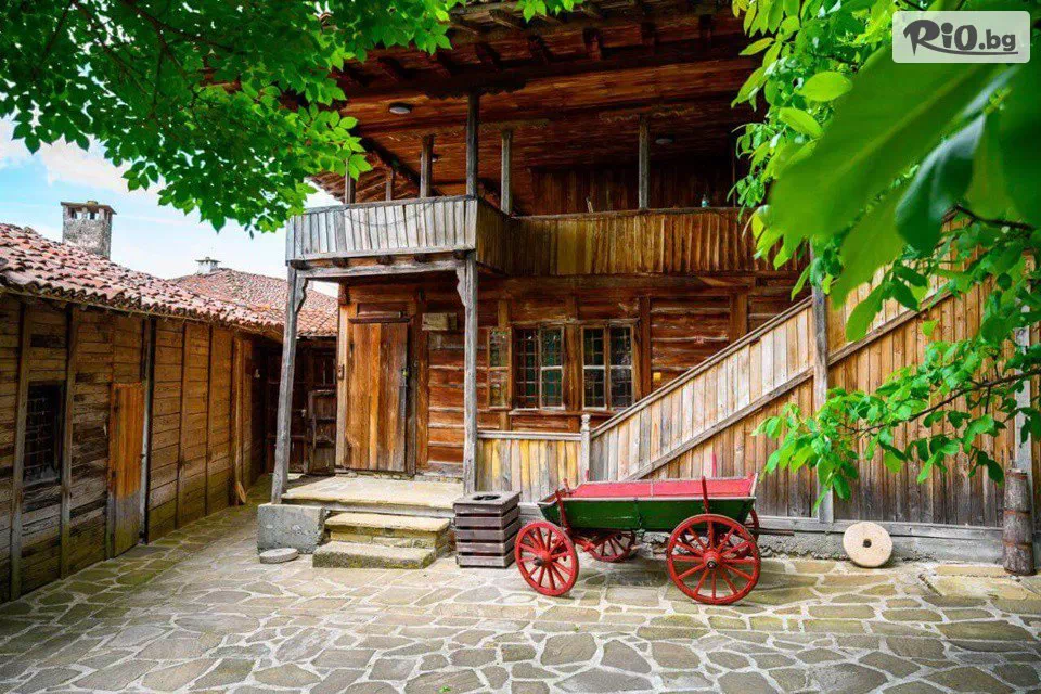 Къщи за гости Златна Ореша