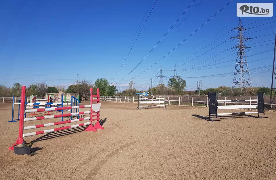 Конна база Victory Equestrian
