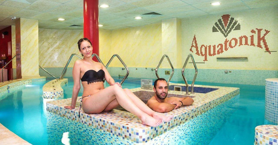 Коледа във Велинград! 3 нощувки, закуски и вечери, 2 Празнични с програма + вътр. мин. акватоничен басейн и СПА, от Балнеокомплекс и СПА Акватоник 4* Коледа във Велинград! 3 нощувки, закуски и вечери, 2 Празнични с програма + вътр. мин. акватоничен басейн и СПА, от Балнеокомплекс и СПА Акватоник 4*