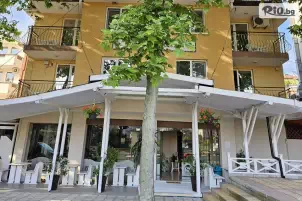 Lotos Apartments