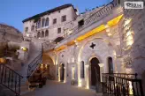 Hotel Elika Cave Suites