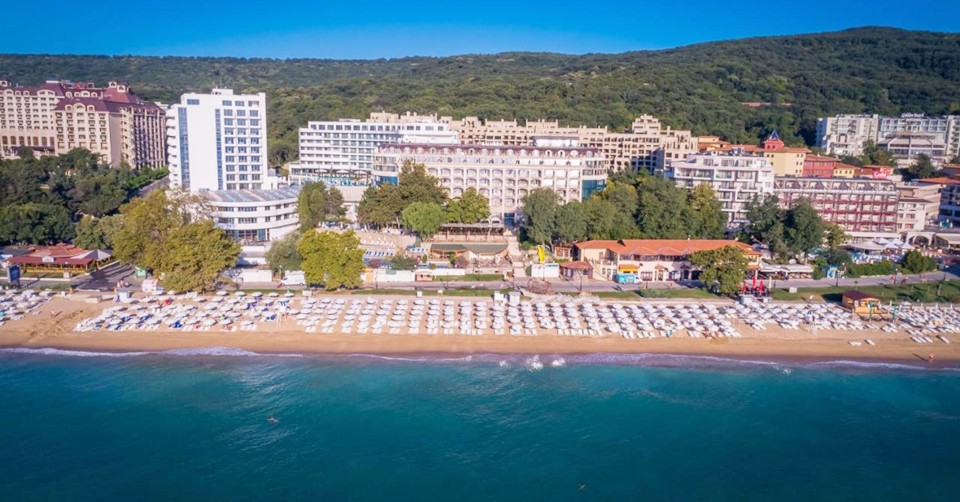 2 All Inclusive нощувки + басейни от 26 Август до 14 Септември в Хотел Елпида Бийч 4*, Златни пясъци