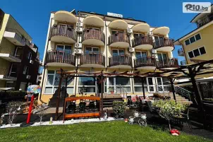 Семеен хотел Ивиан