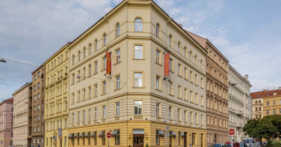 Екскурзия за 8-ми Март! 3 нощувки със закуски в Hotel Prague Centre Plaza 3*, Прага + 2 пешеходни екскурзии, самолетен билет Екскурзия за 8-ми Март! 3 нощувки със закуски в Hotel Prague Centre Plaza 3*, Прага + 2 пешеходни екскурзии, самолетен билет