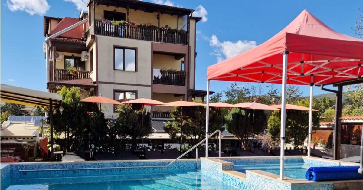 5 нощувки със закуски, обеди и вечери + СПА с минерална вода, 20 лечебни процедури в Kъща за гости Митьова къща 3*, Стрелча