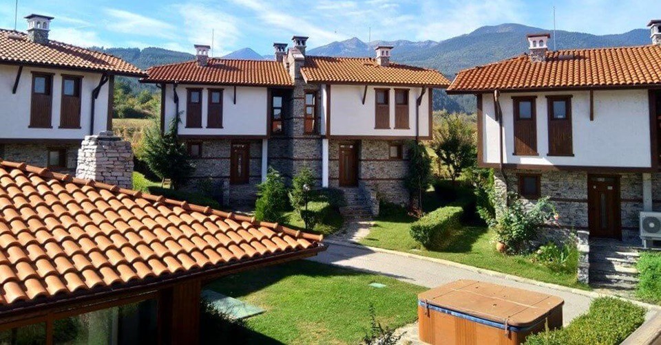 Наем на самостоятелна Ваканционна къща Цветелина за до 6 човека, Добринище