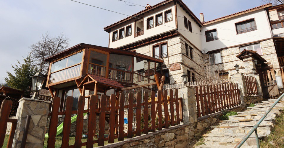 2 нощувки в къща за до 20 човека + сауна и механа, от Къща за гости Вълканови, край Пампорово 2 нощувки в къща за до 20 човека + сауна и механа, от Къща за гости Вълканови, край Пампорово