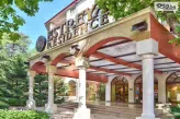 Estreya Palace and Residence
