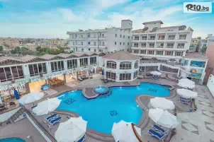 Minamark Beach Resort