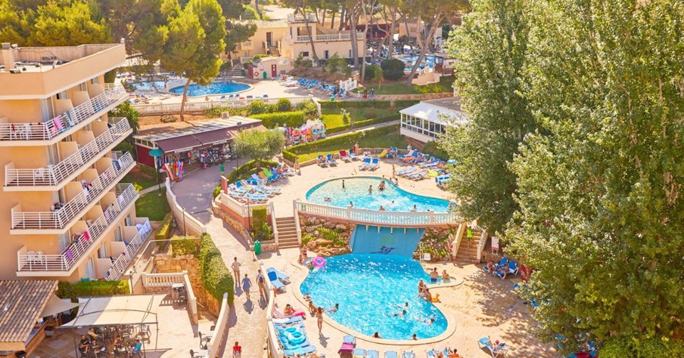 7 All Inclusive нощувки в MLL Palma Bay Club Resort 4*, Палма де Майорка + басейни и самолетен транспорт от София