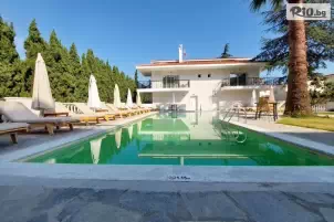 Blue Bay Hotel