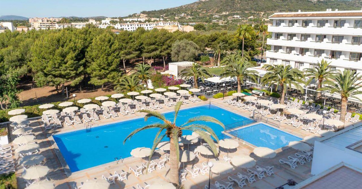 7 нощувки със закуски и вечери + басейн в Hotel Millor Sol 3*, Палма де Майорка и самолетен транспорт от София