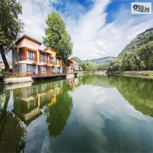 Комплекс Край водата