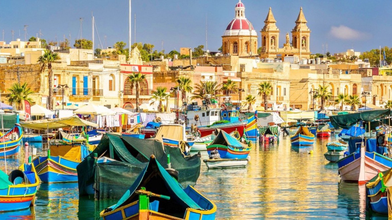 Екскурзия до Малта! 3 нощувки със закуски в Hotel Canifor 4* или подобен + самолетен транспорт от София