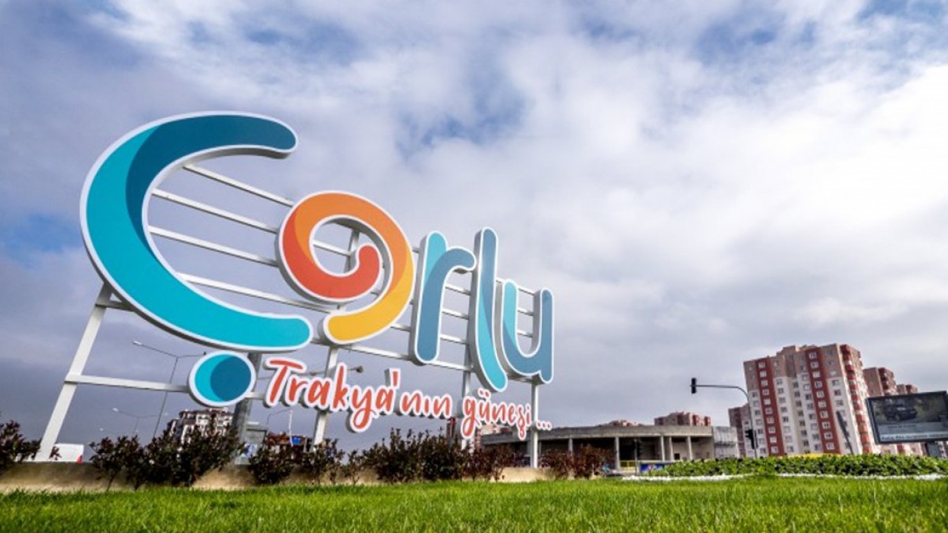 Екскурзия до Чорлу! Нощувка със закуска + транспорт и посещение на Одрин