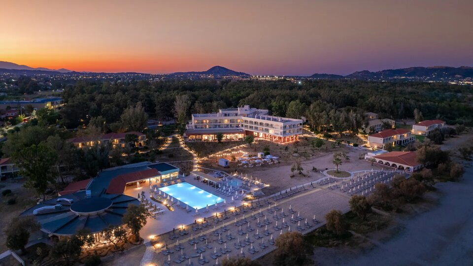 Domes Aulus Zante Autograph Collection