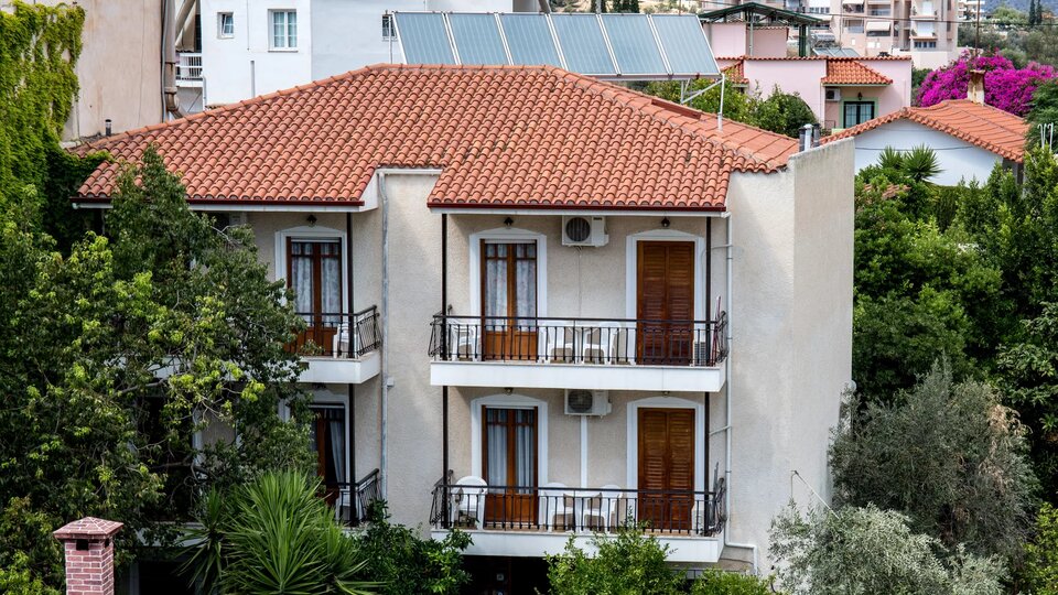 Oasis Apartments