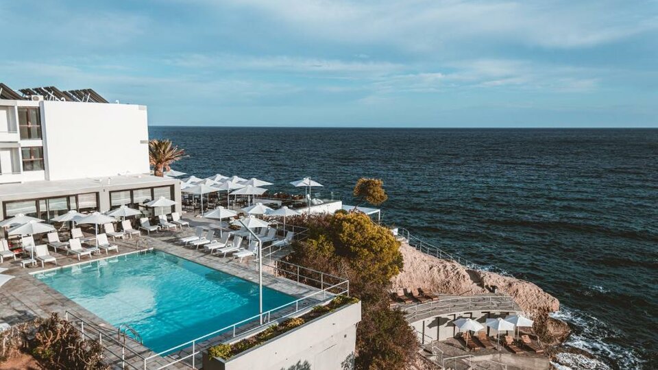 Apollo Resort