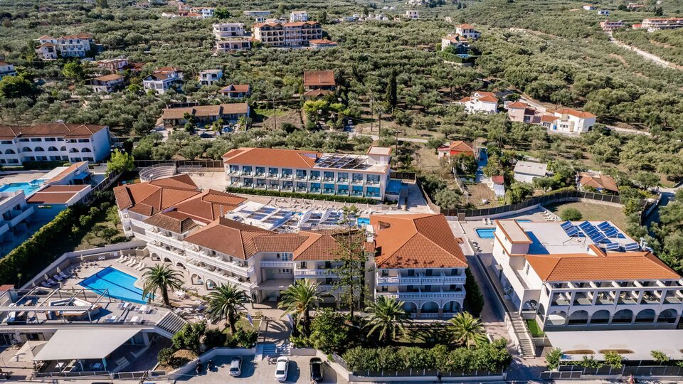 Karras Grande Resort