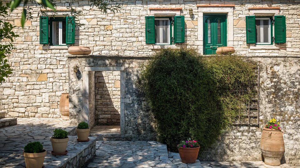 Lithari Villas