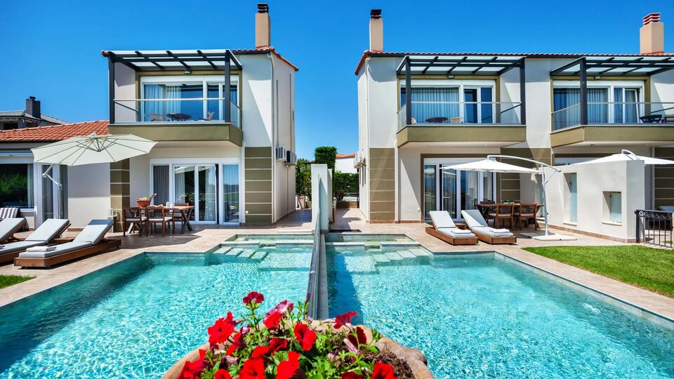 Sunny Villas